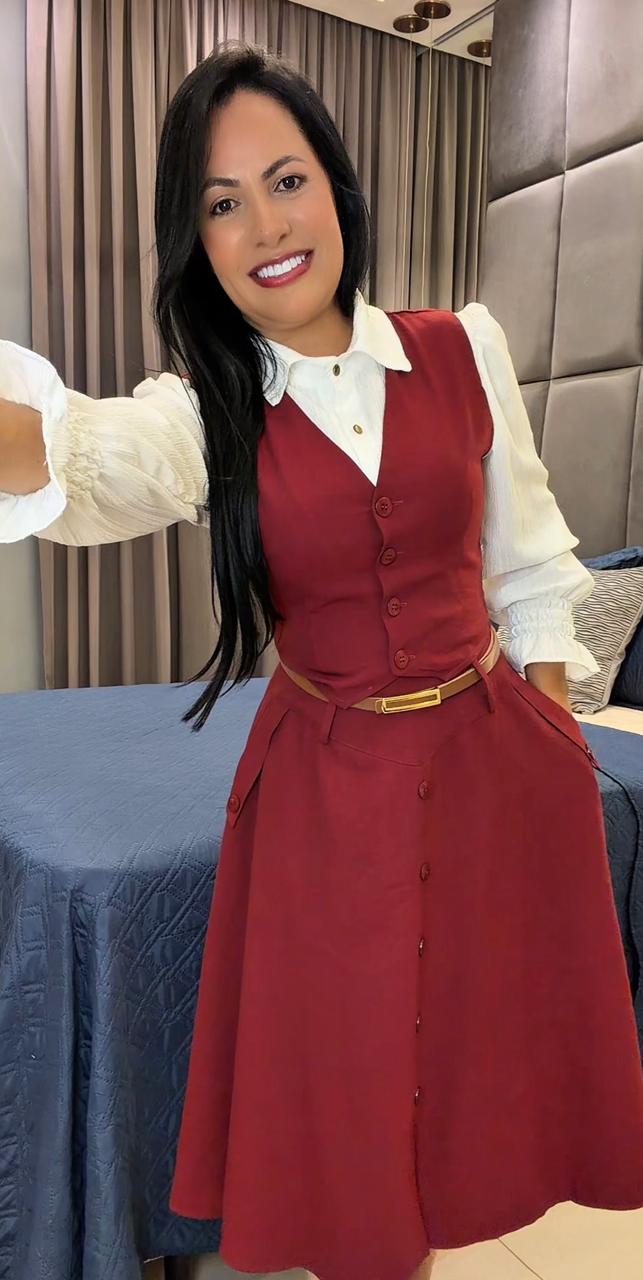 606 - Conjunto Saia e Colete