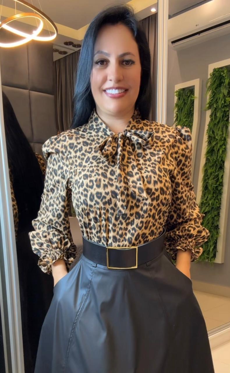 717 - Camisa Executiva Esther